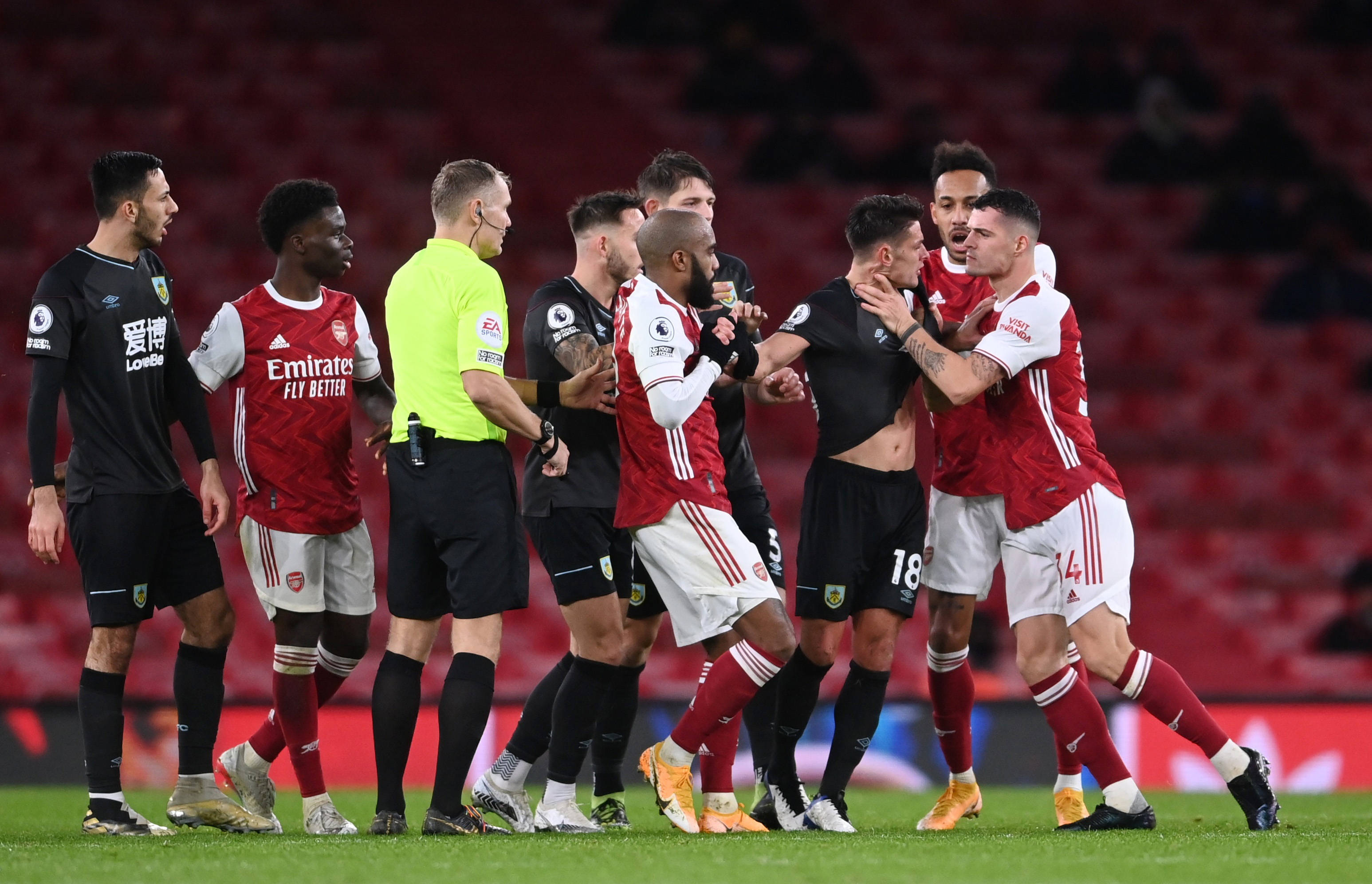 向也值得我 向也值得我