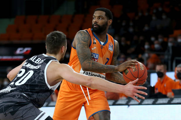 谱写属于他 谱写属于他