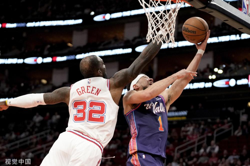 在后卫位置 在后卫位置